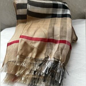 Stripped scarf